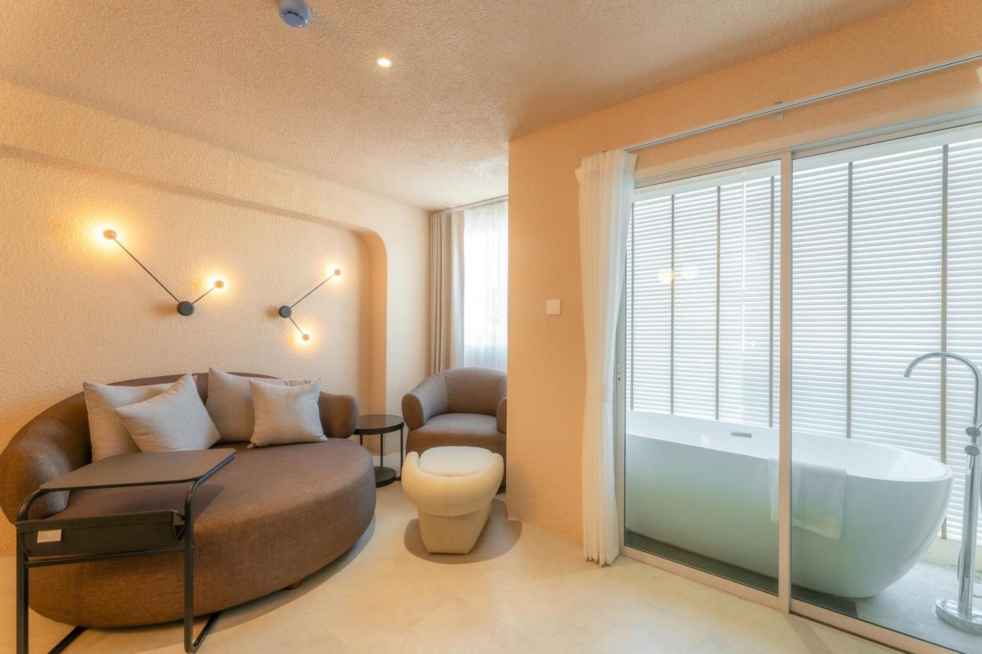 Mai Hotel Чиангмай Екстериор снимка