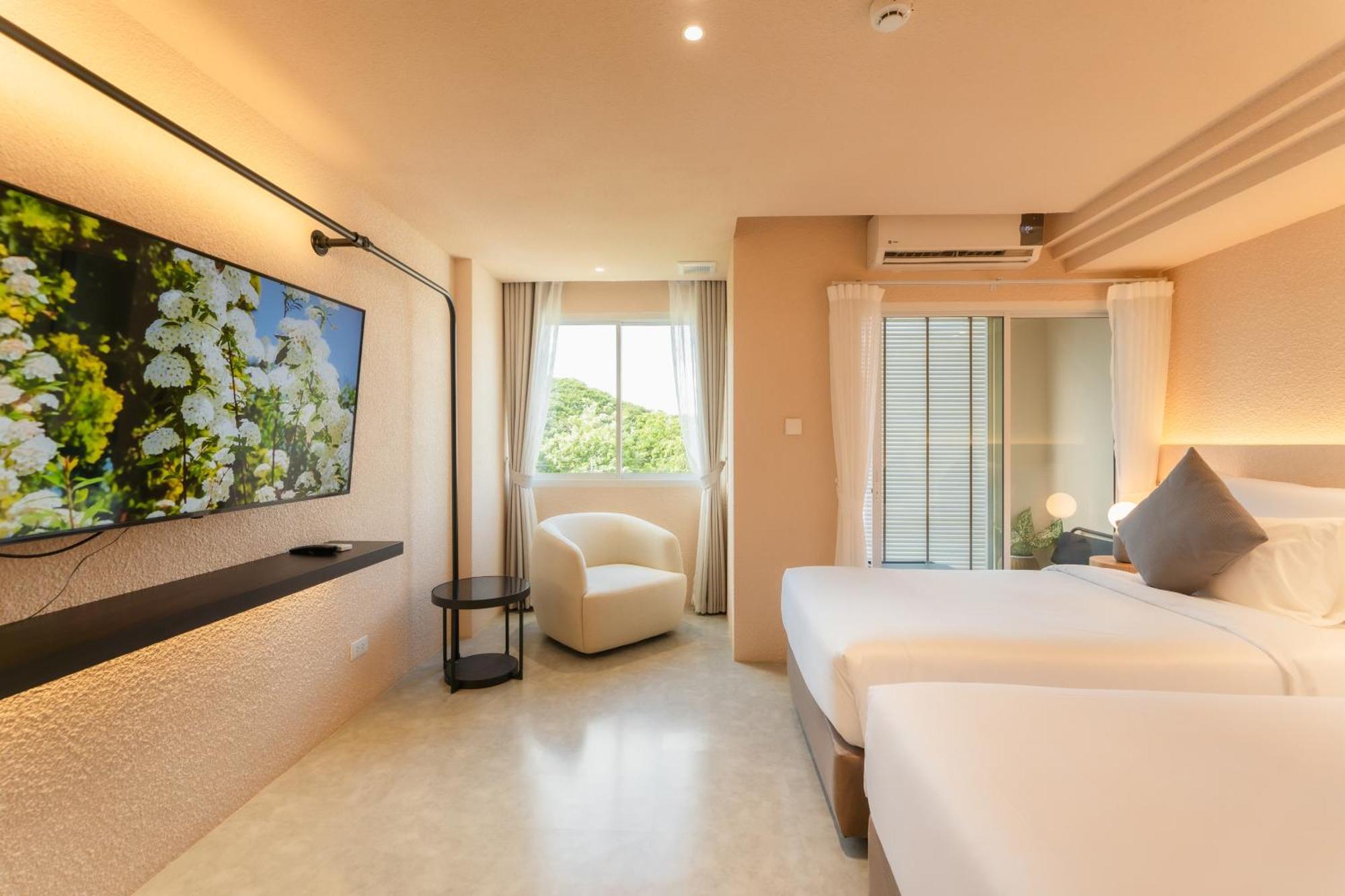 Mai Hotel Чиангмай Екстериор снимка