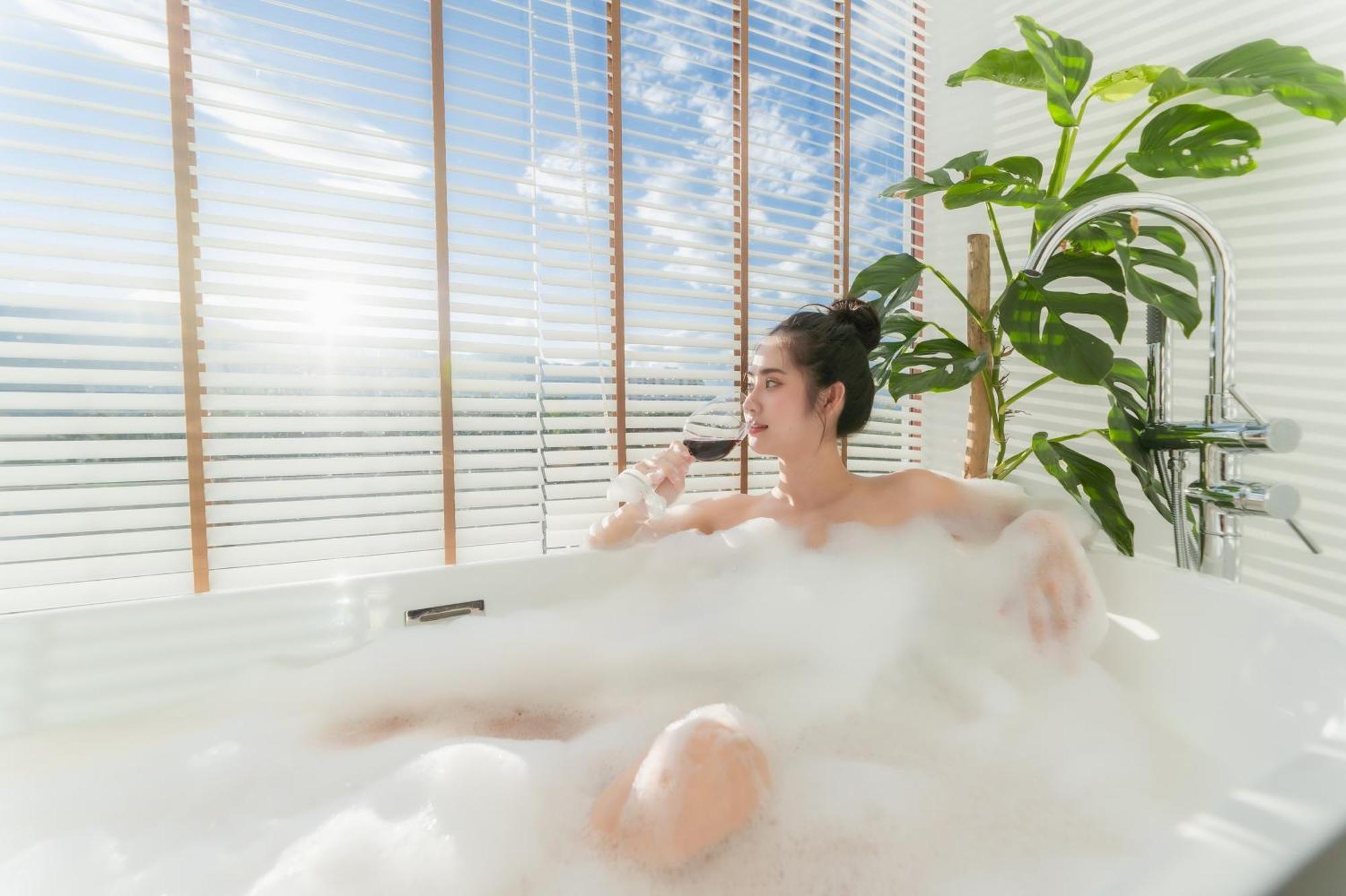 Mai Hotel Чиангмай Екстериор снимка